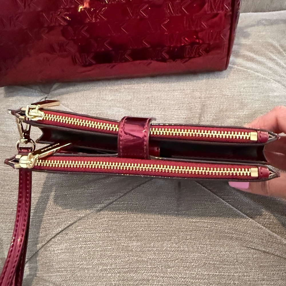 Michael Kors Glossy Red Satchel and Wallet Set - Picture 4 of 12